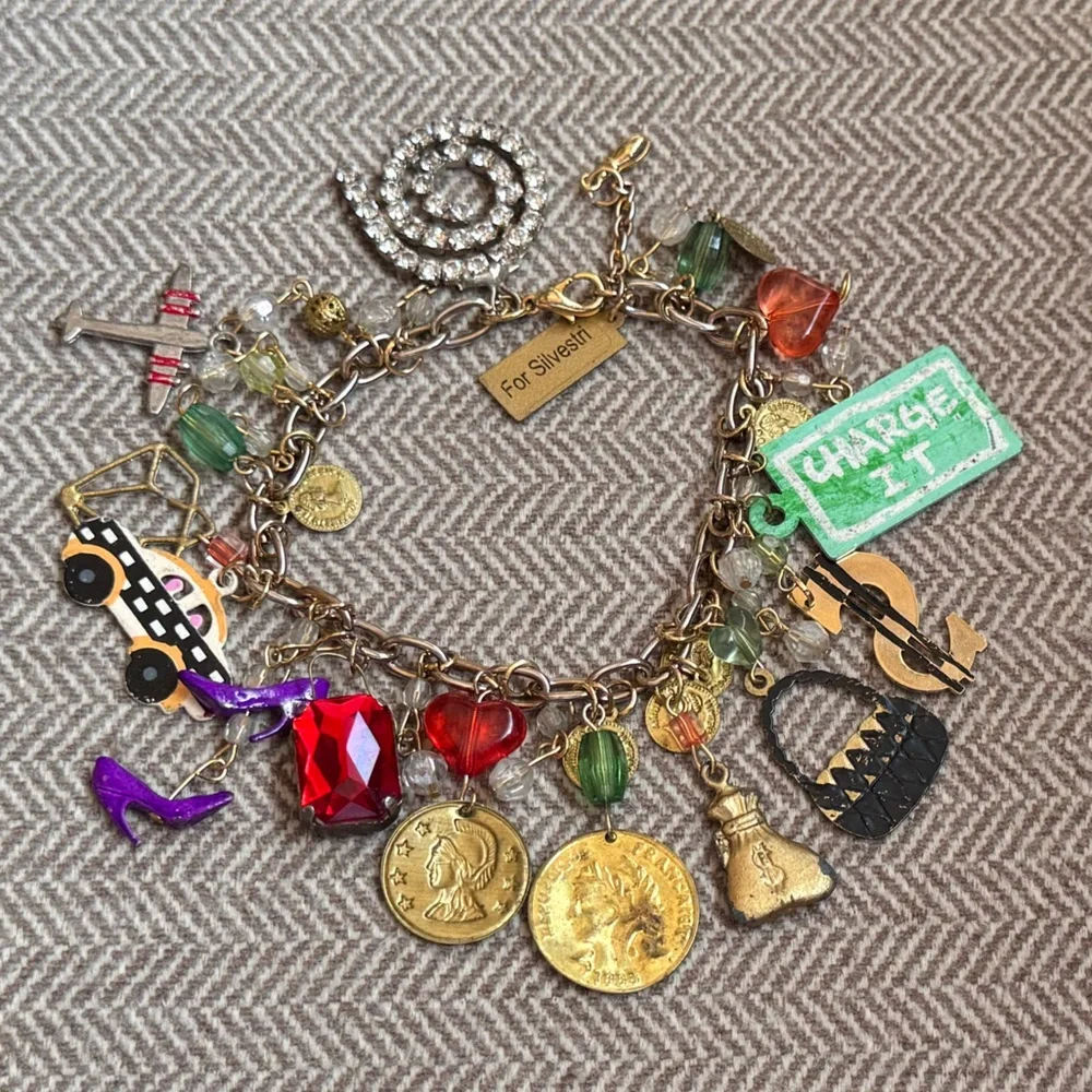 Vintage Karen Rossi for Silvestri Whimsical Shopping Statement Charm Bracelet - Picture 1 of 13
